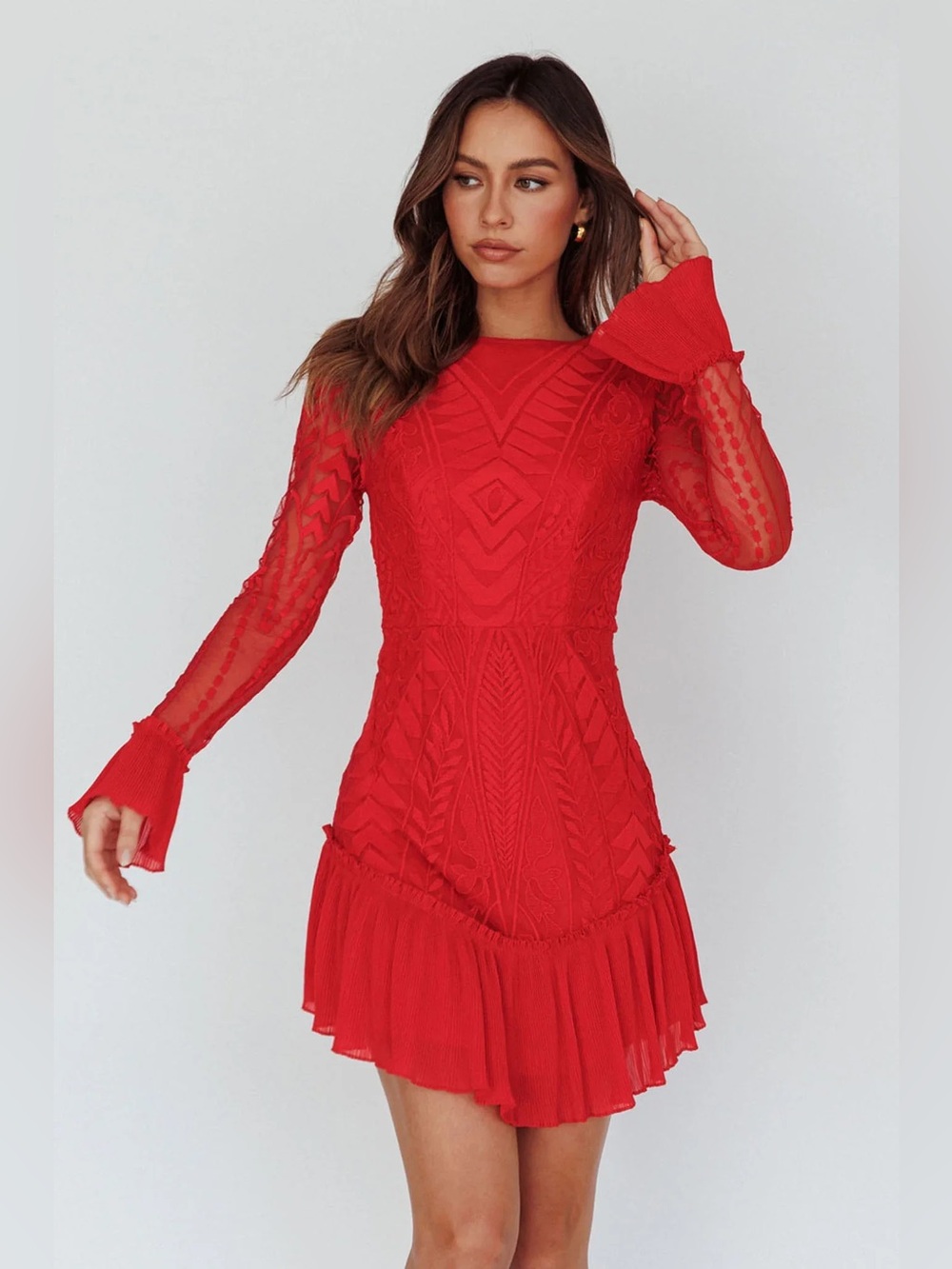 Red Lace Long-Sleeve Cocktail Hem Dress